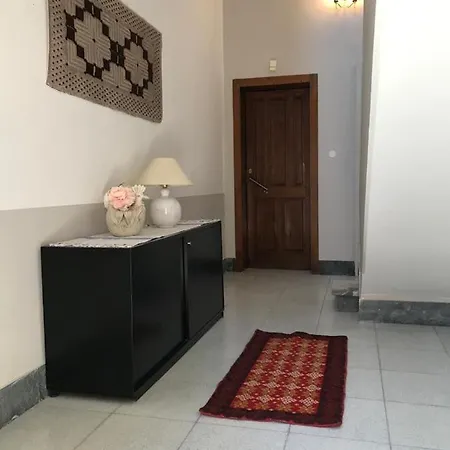 Alcentro بيت ضيافة كاربونيا